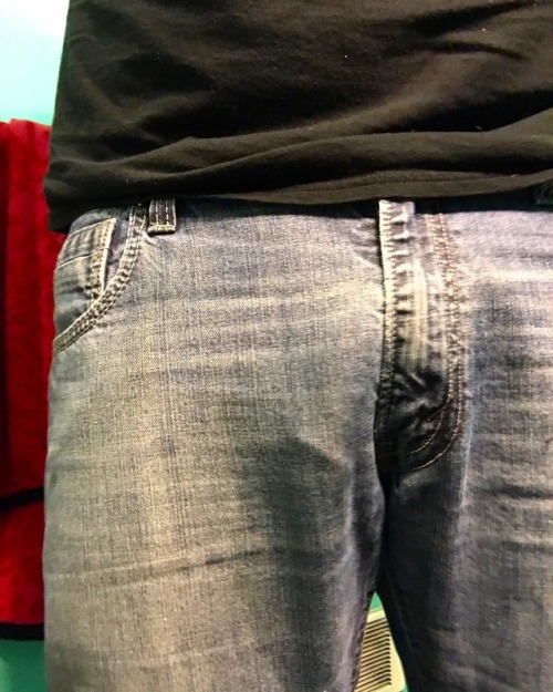 Do these jeans make my cock look fat?