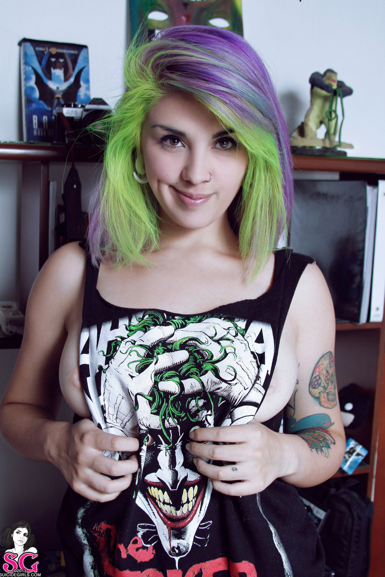 Emo Nerd Tits