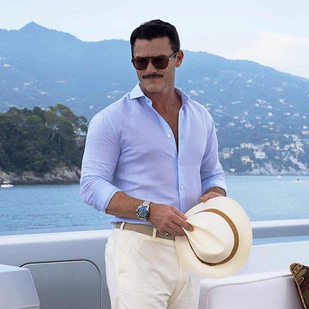 luke evans murder mystery sunglasses