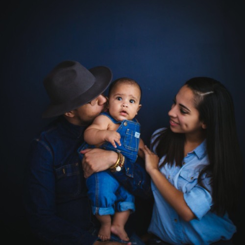 raychjackson:  strong-theory:  Family portraits dayyyyyyy   😍wow