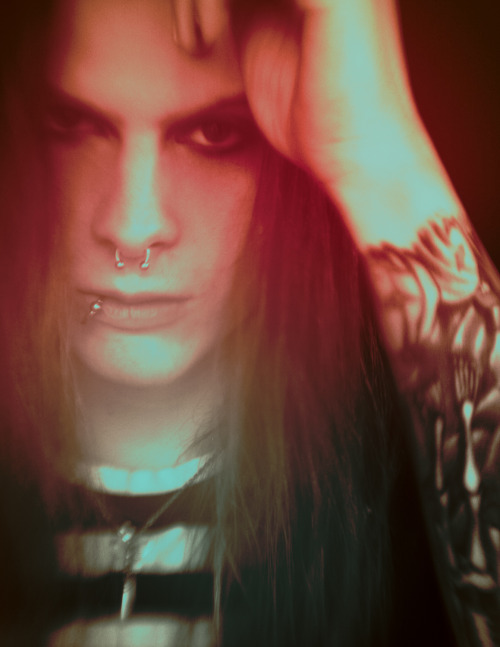 long-hair-guys: Jason Tankerley - Singer for the band “Energy” Photography by 