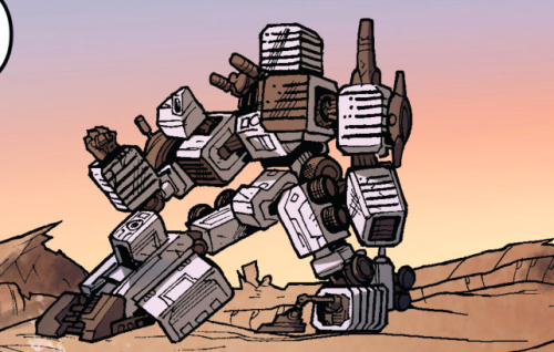 i-am-menial:Metroplex transforming is fascinating.