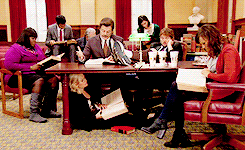 notabadday:  NOW LEAVING PAWNEE: Goodbye, Parks and Recreation  [1/1] ONE SEASON→
