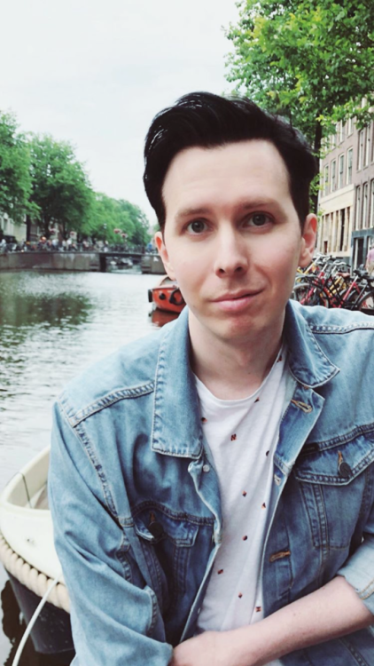 punklester: amsterphan