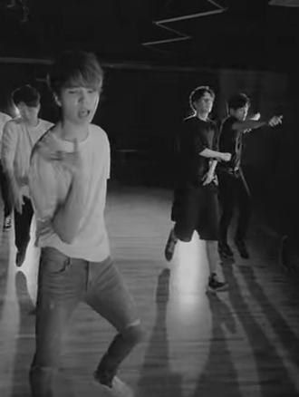 jdw-juseyo:  INFINITE 24時間 Special DVD Dance Practice - WooGyu