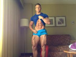 musclepuppysplaypen:  Leg Day