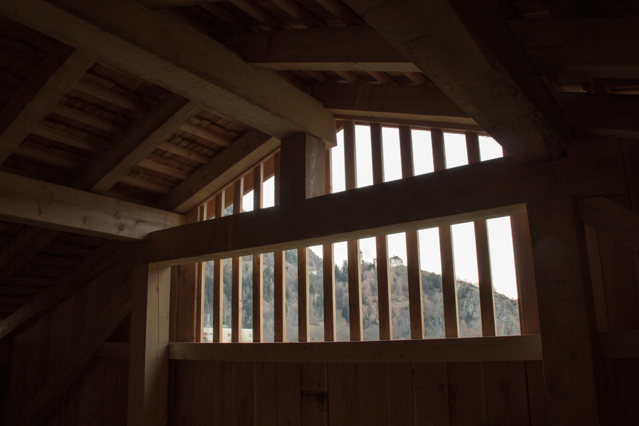 cabinporn:  Sterzinger Moos Stadel — a haybarn built by Matthias Delueg: I work