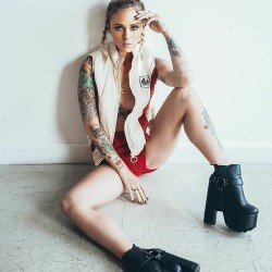 ink1984:  Alysha Nett