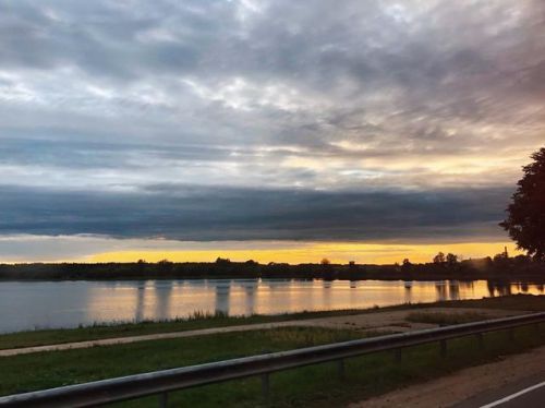 #belarus #lake #sunset #sky #water #reflection #calm #peace #travel #trip #leave #беларусь #озеро #н