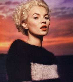 mossinspiration:  kate moss as marilyn monroe 