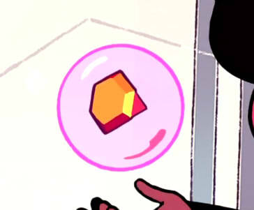 littlegemling:  You know, the rose quartz gem has a very interesting form. I just stumbled over this post again and realised it looks very peculiar.This is Pearl’sAmethyst’sRuby and SapphireAnd then there’s Steven’s (Rose Quartz)After seeing this