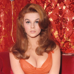 retrogasm:  Ann Margret 