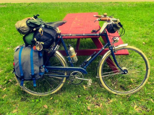 bikesandgirlsandmacsandstuff: (via Three Speed Camping on August 25: You coming? | Urban Adventure L