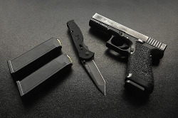 Gunsknivesgear:  Sog Flash And Glock By Zorin Denu. The Knife Always Goes With The