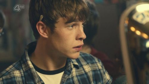 eccentricentricity:  the way he looks at rae…. 
