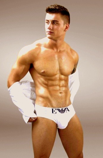 briefsgalore:  Every day new hot guys showing off their body in briefs or speedos! Check
