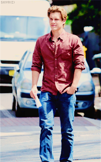entranceshiya:      Xavier Samuel    / My Livejournal : http://entrance-icons.livejournal.com   
