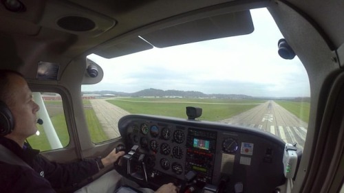 Focus on the end of the runway, not right in front of the airplane. #flighttraining #flying #airplan