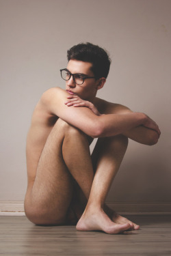 markoandreleon:  “Nude Geek”Ph : Tyler