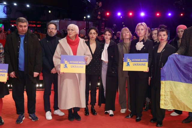 Berlinale jury led by Kristen Stewart showing solidarity with Ukraine along with the Ukrainian ambassador and German Minister 