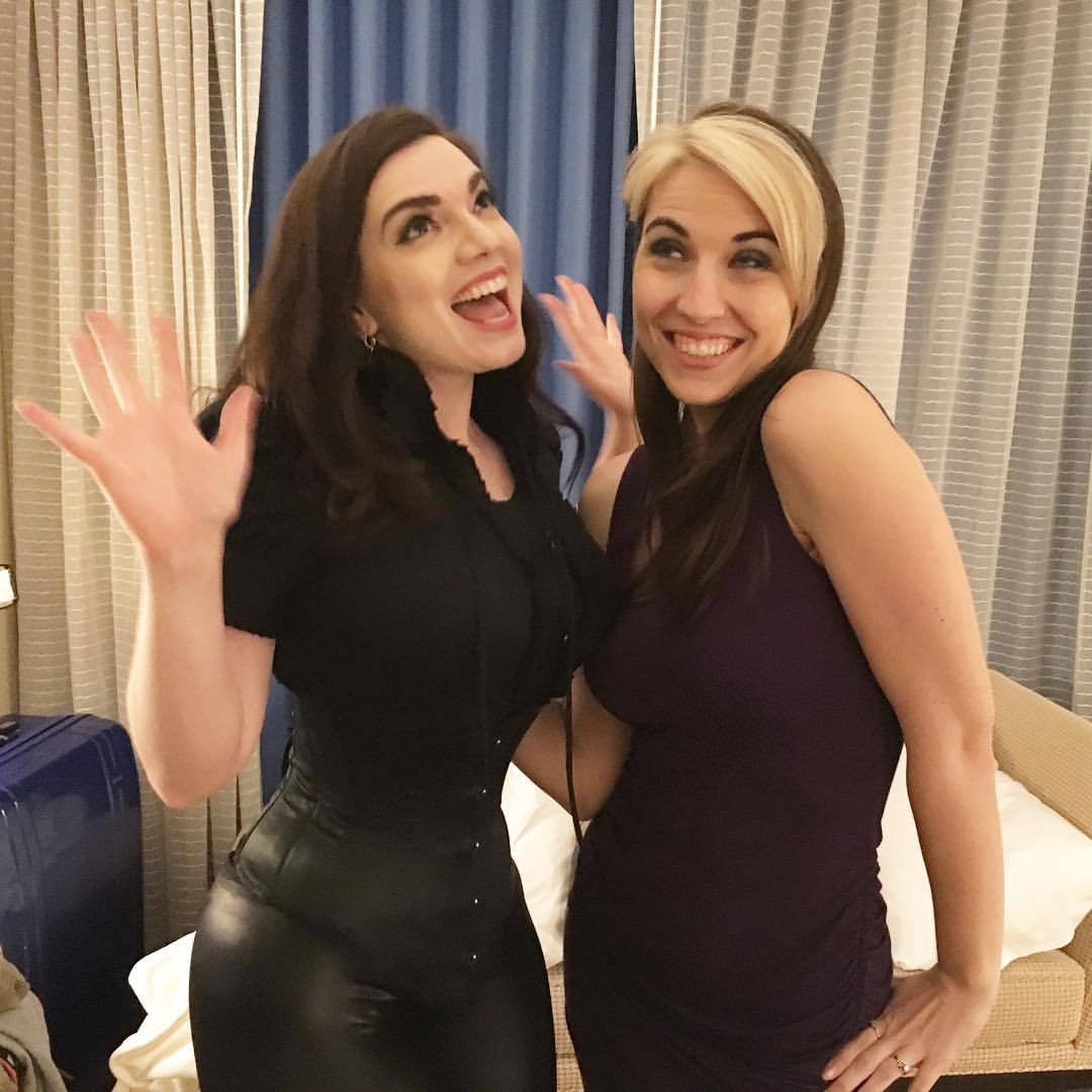 mssarahhunter:  I FINALLY got a chance to shoot some reference photos for @nicolebrune