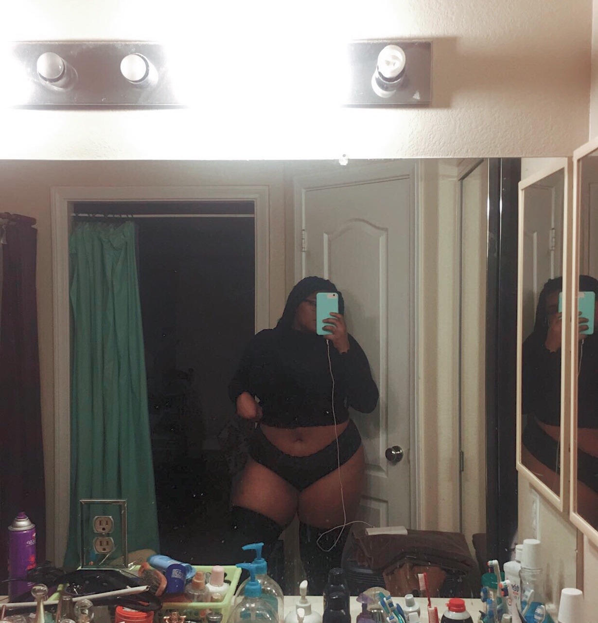 letherhoeinpeace:  Black on black