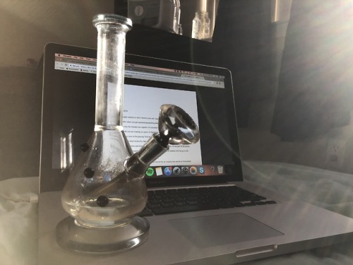 I really need to clean my new bong soon! Who wants to help me name it?