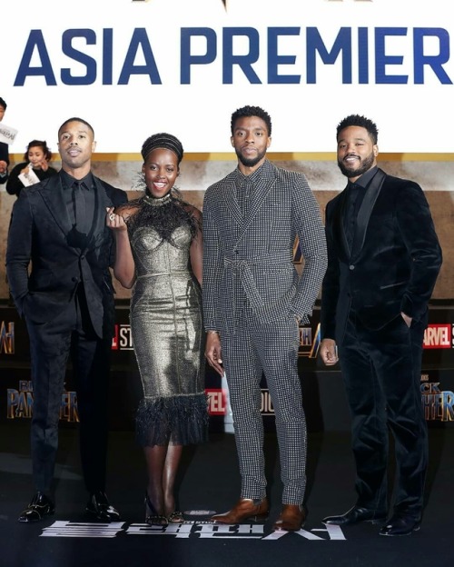 queenofnyongo:Chadwick Boseman, Lupita Nyong'o, Michael B. Jordan and Ryan Coogler attend the premie