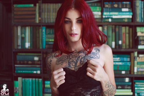 past-her-eyes:   Tristyn Suicide tristyn.suicidegirls.com For South African SuicideGirls tristyntothesea suicidegirls  