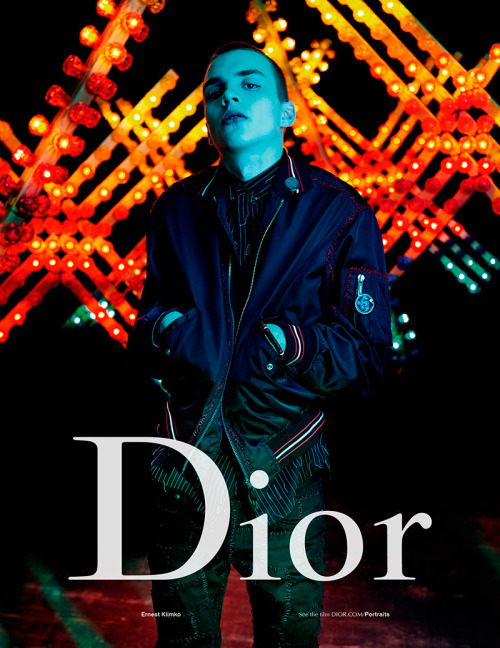 Dior Homme Spring/Summer 2017O fave é o A$AP Rocky, porém Boy George, Ernest Klimko e Rami Malek tam