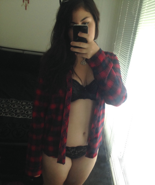 luna-wolf:  This is a reupload. This post isn’t meant to be sexualised. It’s