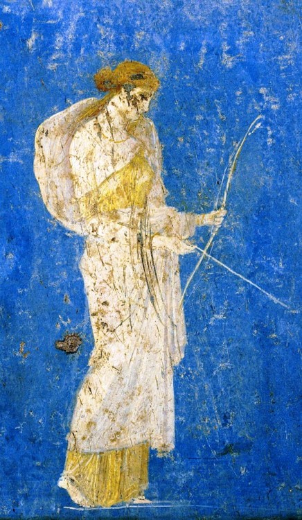 lionofchaeronea:The goddess Diana.  Ancient Roman fresco in the Third Style from cubiculum W 26 of t