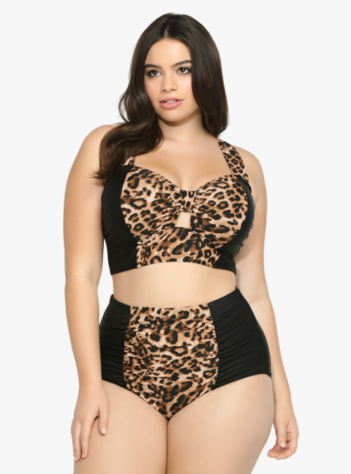 curveappeal:Abstract Print Twisted Front Bikini Top and  Bottom Leopard Bow Front Bikini Top andBott