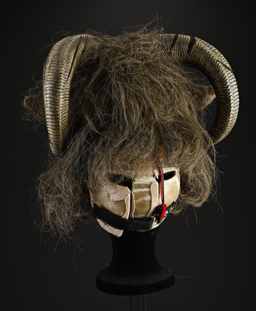 #MonsterSuitMonday Also from propstore, here’s a head for a satyr from “Prince Caspian” of the “Narn