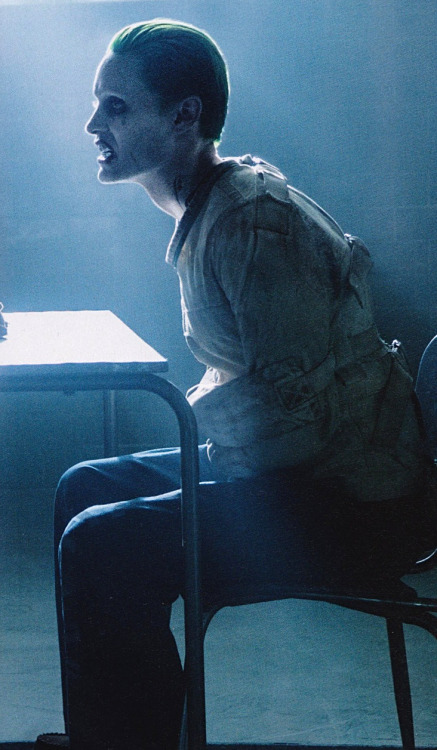 diaryof-alittleswitch:  leicskywalker:  Joker & Harley in the new Suicide Squad stills from Empire Magazine   Eeeep!!