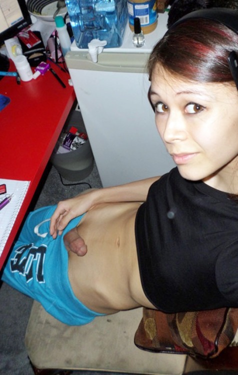 hot-shemales-daily:  Sexy ladyboy selfie adult photos