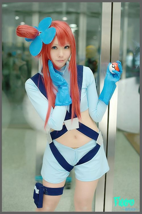 Pokemon skyla cosplay