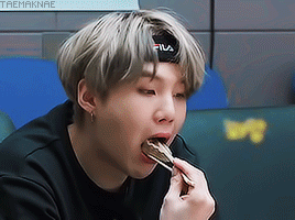 Whos The King? Whos The Boss? Vs. My Mom Watched Me On Tv And Said I Looked Like A Boiled Dumpling