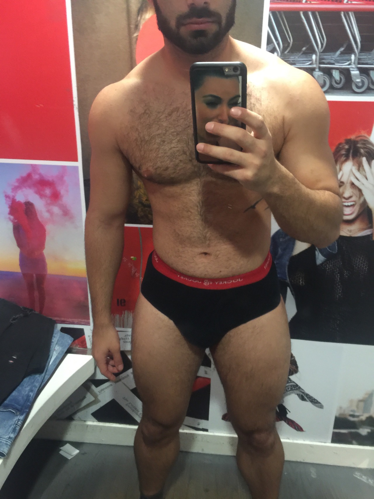 shaun-alejandro:  notanothergayguy:  Getting thicker by the min.   A daddy 