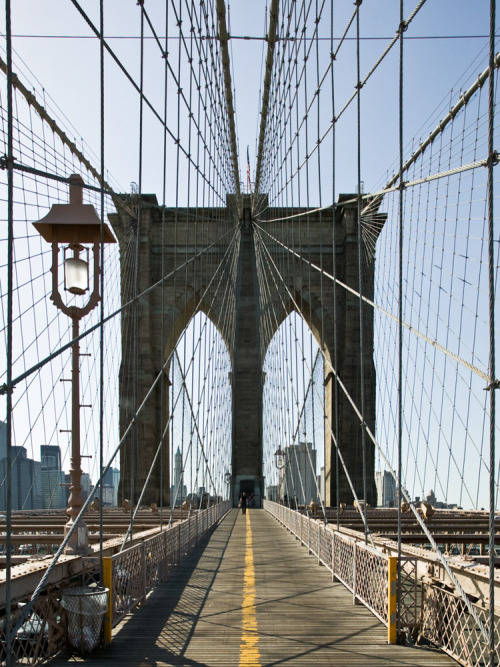  Brooklyn Bridge; John Augustus Roebling, Washington Roebling and Wilhelm Hildebrand, 1869-1883, Bro