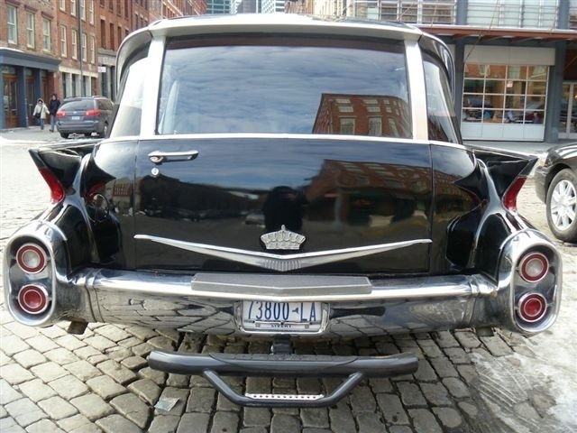 grumpyandgrim:  1960 Cadillac Superior Crown Royale Combination Hearse  oh my fucking