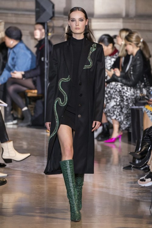 luxuryfashionweek: Model: Claudia Bonetti Designer: Andrew Gn  (Fall 2019 ready-to-wear) Where: