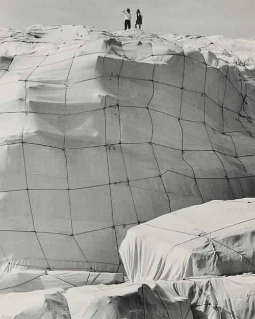 nobrashfestivity:  Christo, Christo wraps Little Bay, New South Wales, by David Moore, 1969.