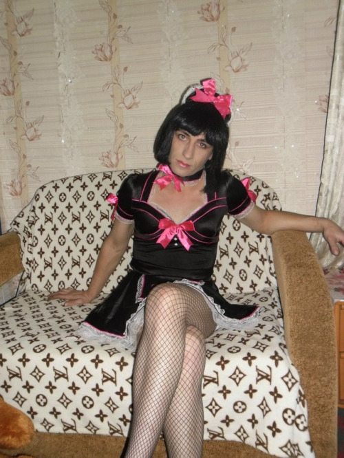captaintoniuniverse: julierenner-cd: Join my private CD dating club, and discover the new feminine -