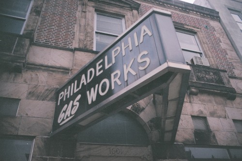 dressingcold:  dressingcold:  Philadelphia, PA 2/9/14 photos by Danielle Parsons   I feel the way these photos look. 