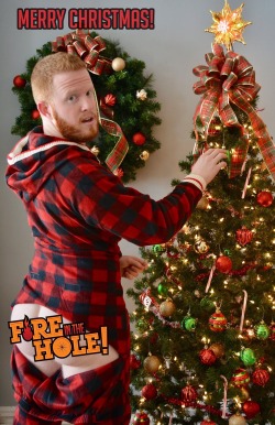 redhotbear-redhotbare:fireintheholenyc:I didn’t get any fire in my Red Hot Bear hole this Christmas, but I’d love to give his fire hole a deep kiss with lots of tongue in the New Year! 