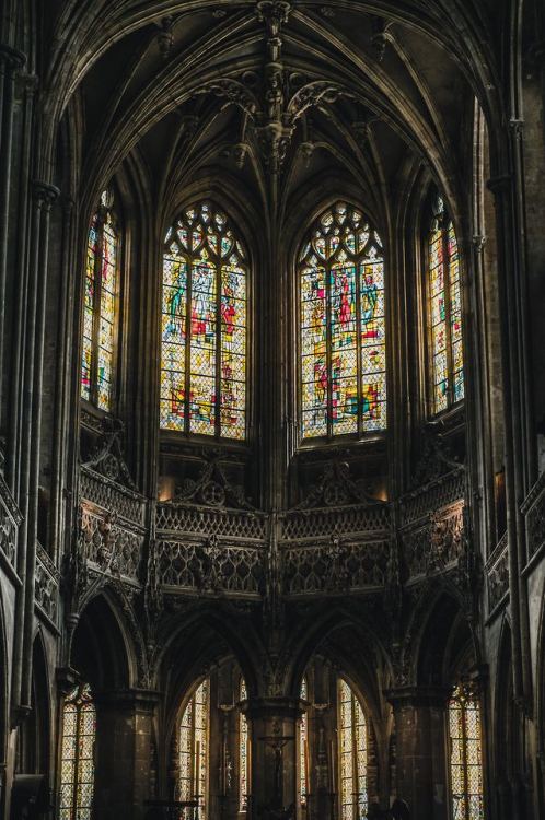 little-miss-scare-all666:Church of Saint-Pierre, Caen, France by Thomas Millot