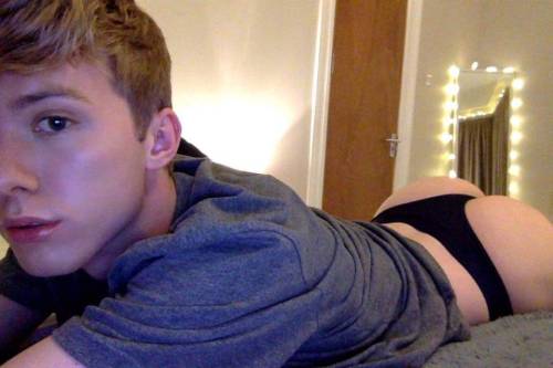 Horny Student UK