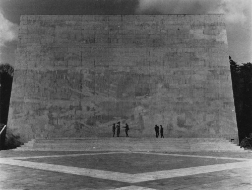 fuckyeahbrutalism: Actors Colony, Sinseisaku Theatrical and Cultural Centre, Hatchiogi, Japan, 1964 