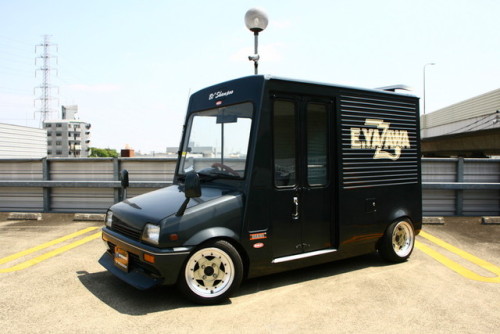 radracerblog:Daihatsu Mira Walkthrough Van